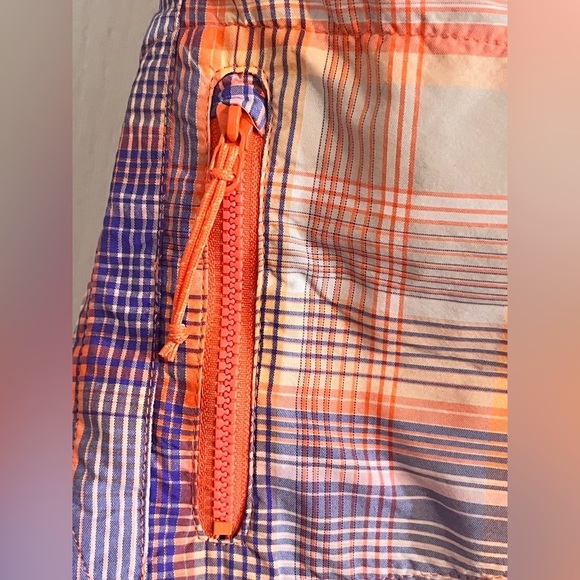 COLUMBIA  omni-shade omni-wick Lightweight Nylon Pink gray Shorts womens  size 8 - Picture 3 of 9